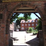 Hofeinfahrt_soko_wismar
